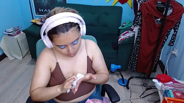 Živý XXX chat ohmysqueak