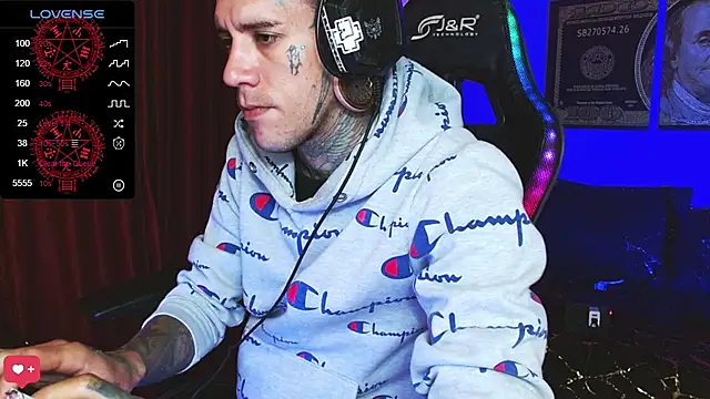 Czat XXX na żywo – jhonny__ackerman
