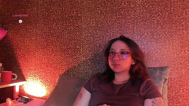 Apartment28: απευθείας συνομιλία ΧΧΧ