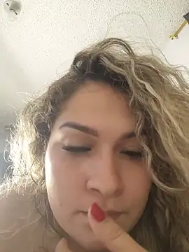 Sara_smiiith211のライブXXXチャット