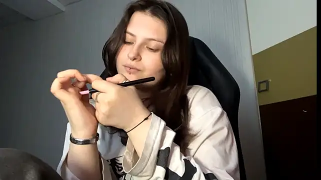 MnemonicSimplism's Live XXX Chat