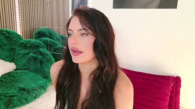 celia_chanel Adlı Modelin Canlı XXX Sohbeti