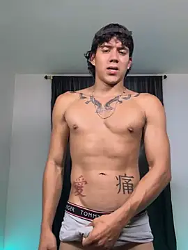 Luke_Muscle XXX чат на живо