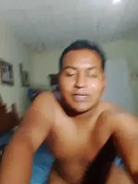 Chat XXX en directo de R1ch_Daddy