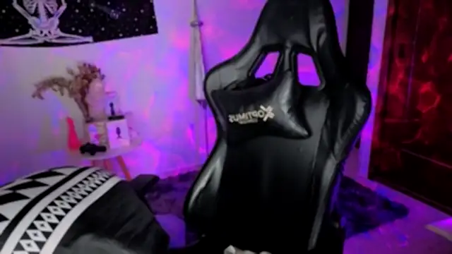 Chatroom XXX en direct de sweetcoralinee