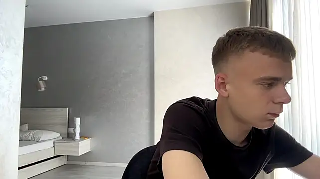Онлайн чат XXX SoloFury