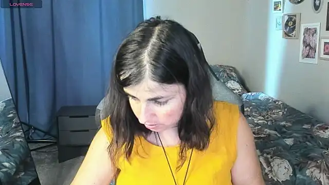 MartaEdams Adlı Modelin Canlı XXX Sohbeti