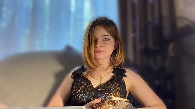 Elirya's Live XXX Chat