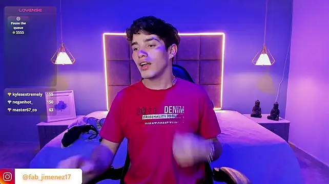 Онлайн чат XXX AlejooTwink