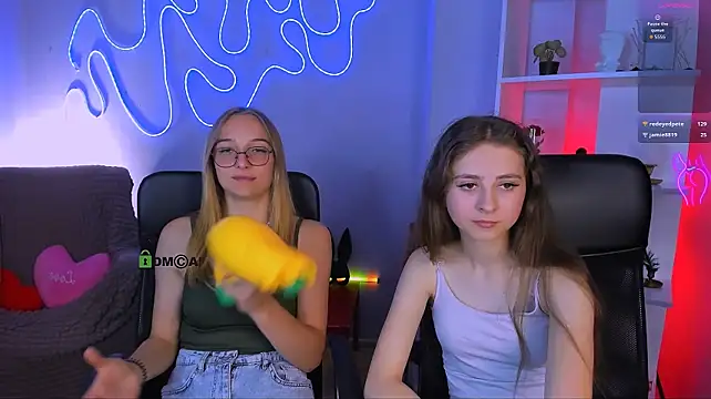 Chatroom XXX en direct de rebecca_smile