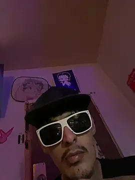 הופעת וובקאם של gonzvles