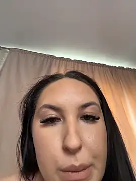 Lucy_doll22 Live XXX-Chat