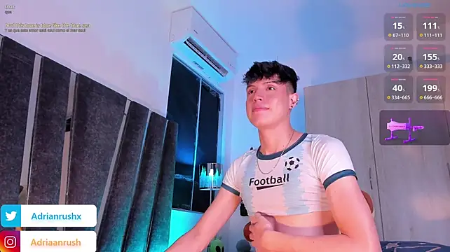 צ'אט XXX בשידור חי של AdrianRushx