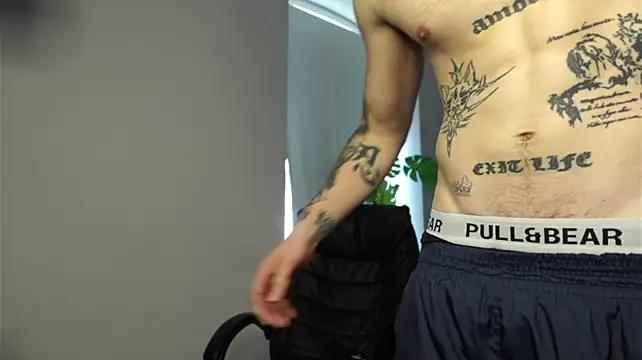 XXX chat uživo modela Igor_Wilde