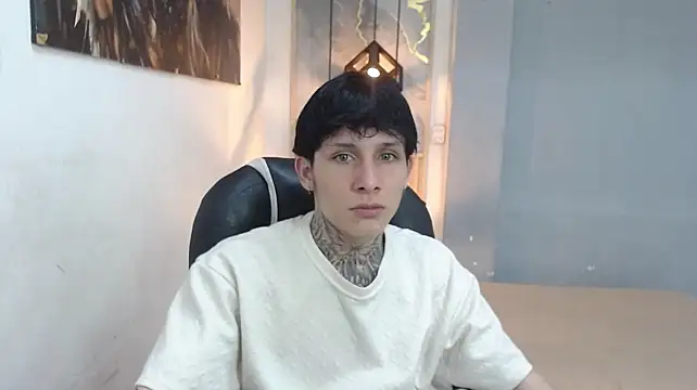 Chat +18 de Cry_thereal ao vivo