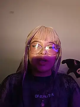 Czat XXX na żywo – Melodii-22