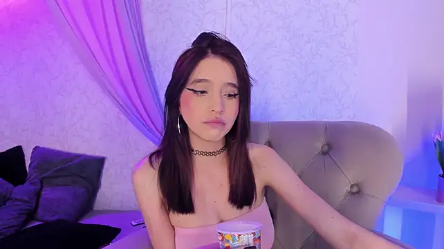MeganR_ – Naživo XXX chat