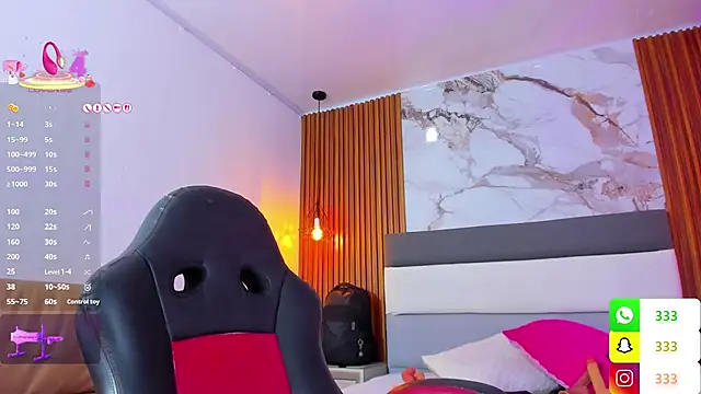 Chatroom XXX en direct de LIA_ROUX1