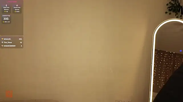 JoselynNeaven Live XXX chat