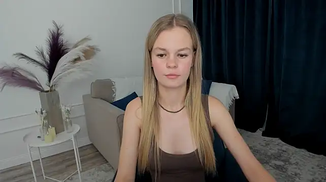 Chat +18 de MidnighteAura ao vivo