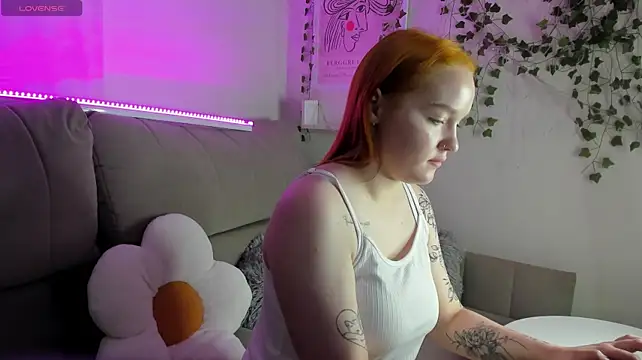 Chat +18 de Margo_Blaze ao vivo
