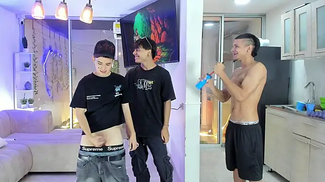 แชท XXX สดของ Houseofwarrios