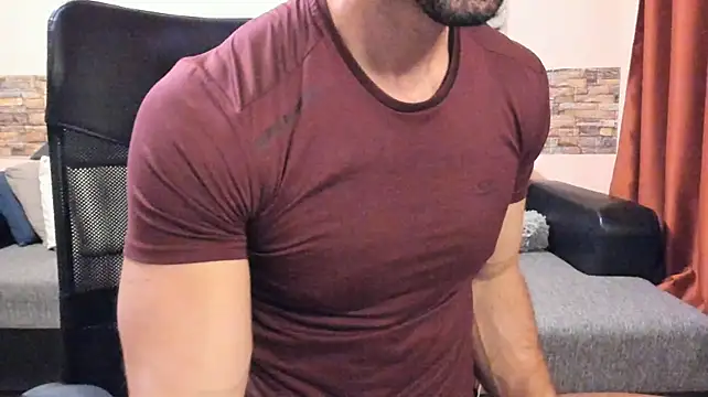 HotHunkTrainern Live XXX chat