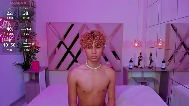 Anyelo_Twink Live XXX-Chat