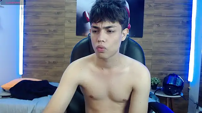 ivan_cooper live XXX chat