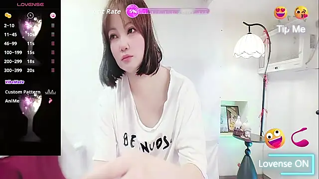 R-hamburger11's Live XXX Chat