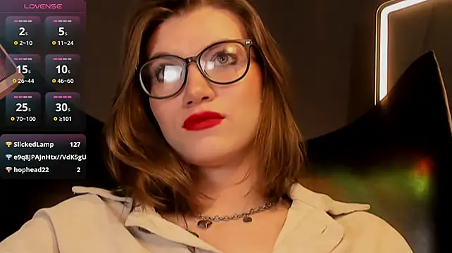 دردشة CathyAdams الجنسية المباشرة