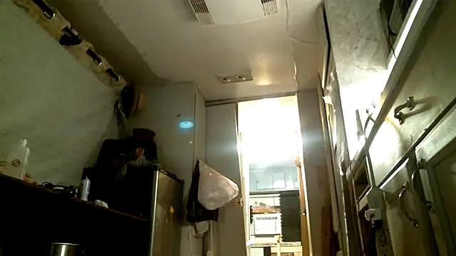 XXX chat uživo modela SexyB214