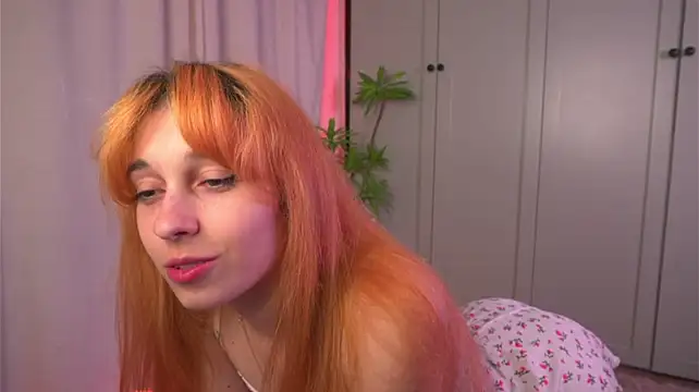 tgirlfoxy's Live XXX Chat