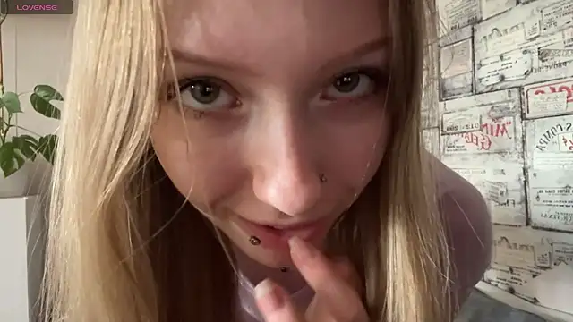 BivalentFalloff Live XXX-Chat