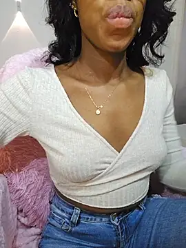 Im_Camila__ Live XXX-Chat