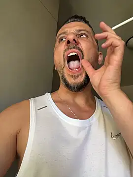 InsaneMattt Obrolan Langsung XXX