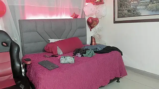 EbonyNaughty1000's Live XXX Chat