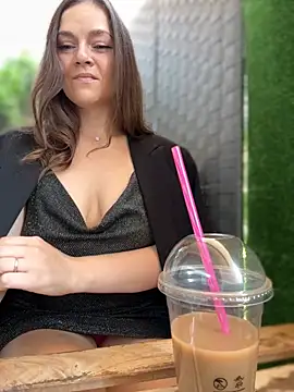 CrazyTori 라이브 XXX 채팅