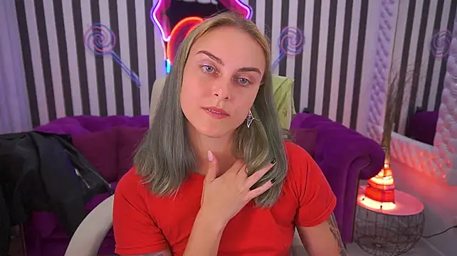 Chat +18 de RayeReam ao vivo