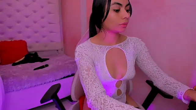 Alejaa21_ live XXX chat