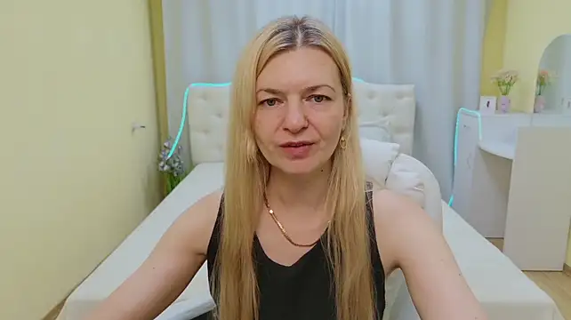 Онлайн чат XXX MelissaTyler
