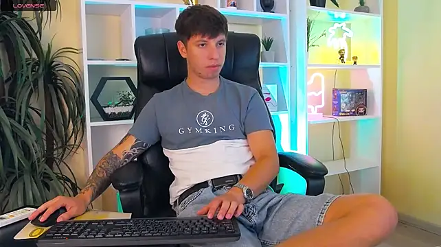Онлайн чат XXX ThomasEdisonn