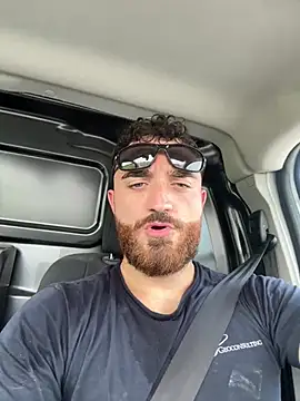 ildoge Chat XXX live