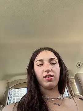 XXX chat uživo modela DollyTall