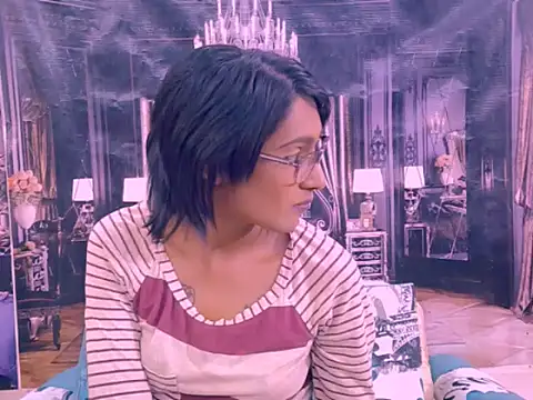 IndianRebel4u2Luv Adlı Modelin Canlı XXX Sohbeti