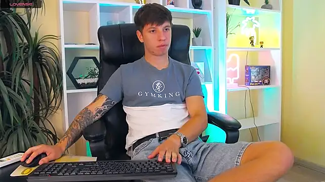 Онлайн чат XXX ThomasEdisonn