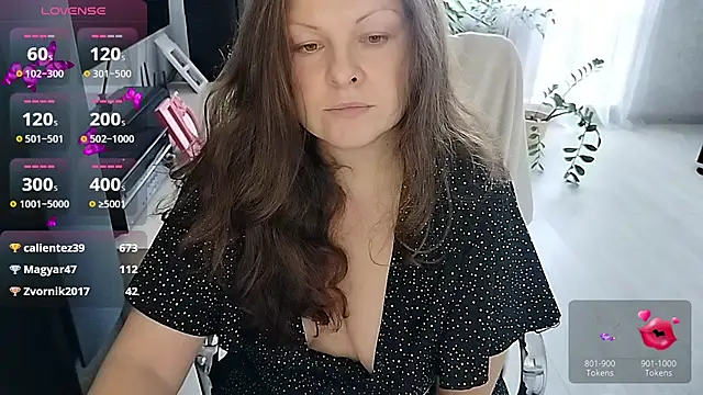 Marla_Singerrr Adlı Modelin Canlı XXX Sohbeti