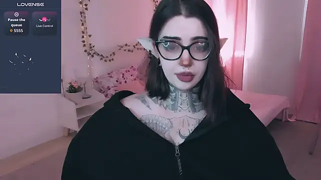 Dixi_Pixi_: онлайн-секс-чат