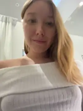 Živý XXX chat -NaughtyAngel-
