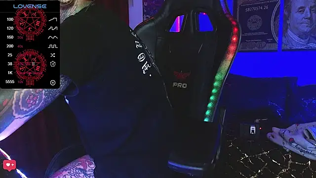 Czat XXX na żywo – jhonny__ackerman